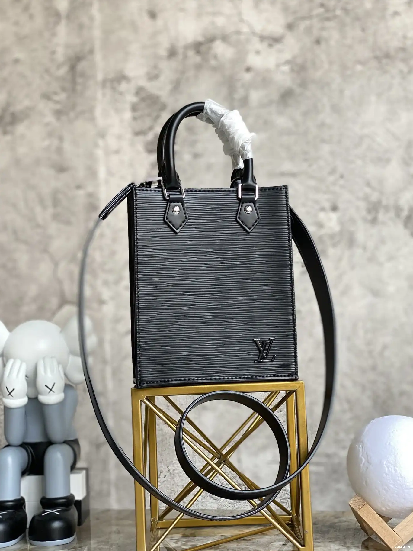 WIS VUITTON LOUIS PETIT PLAT SAC 0610